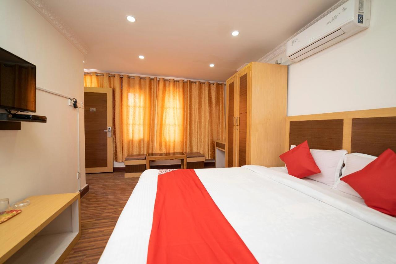Oyo 318 Hotel Pancha Buddha Kathmandu Buitenkant foto