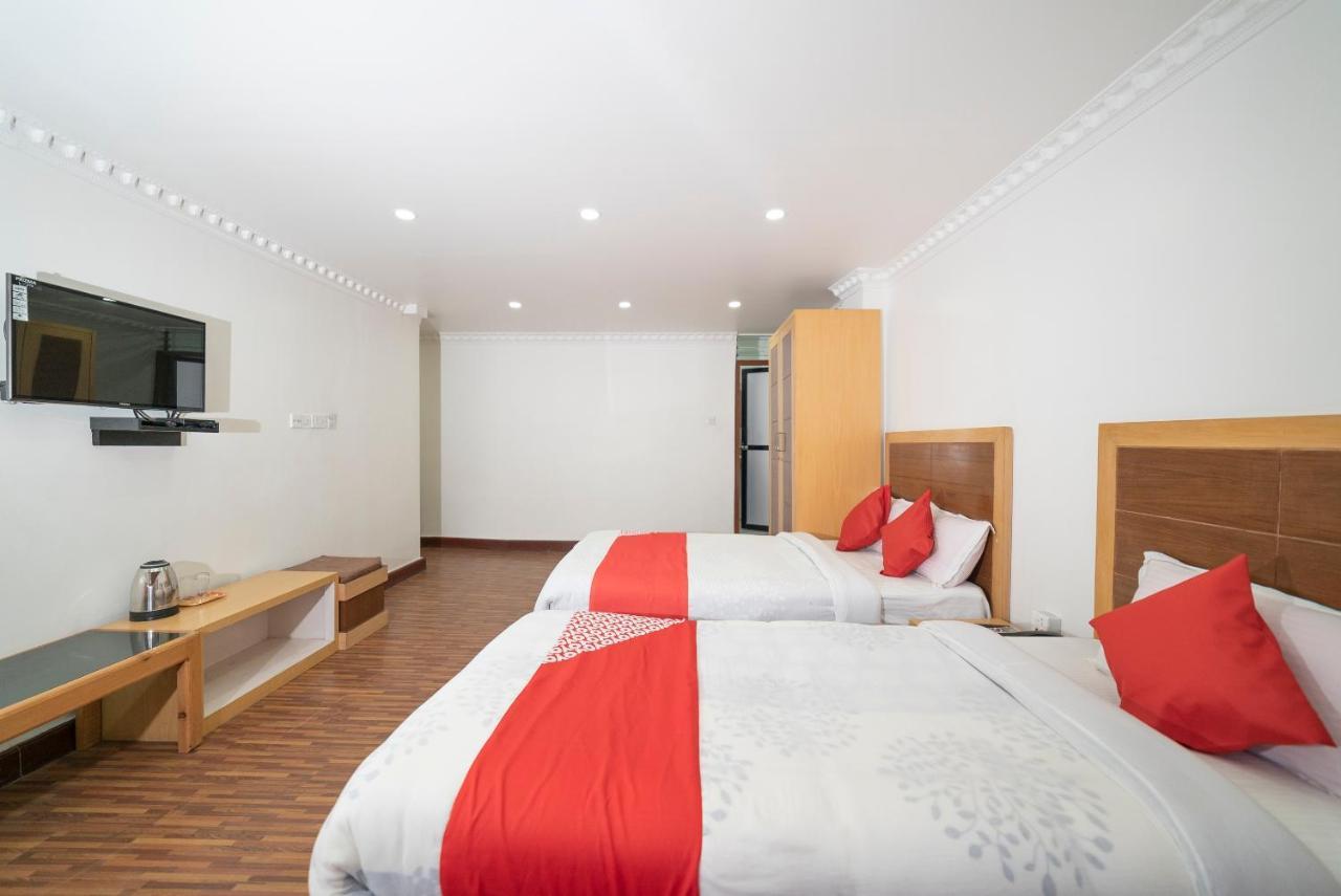 Oyo 318 Hotel Pancha Buddha Kathmandu Buitenkant foto